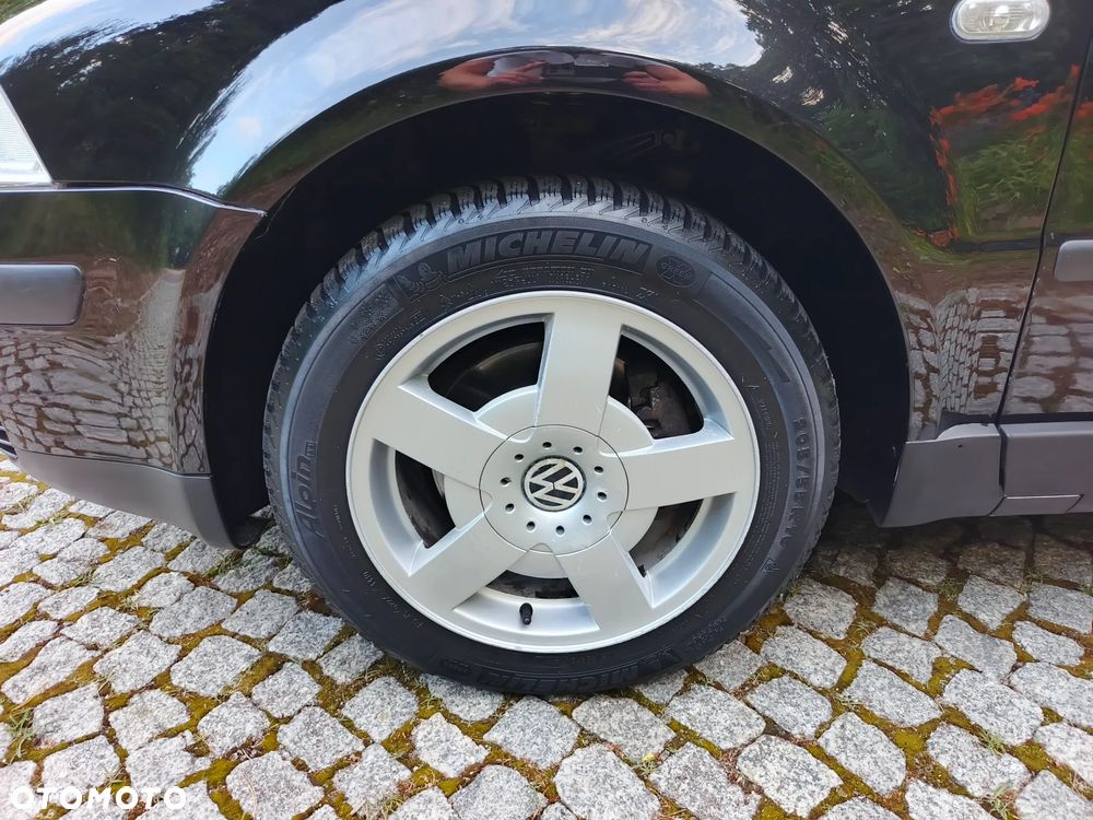 Volkswagen Passat Variant 1.9 TDI Comfortline Family - 26