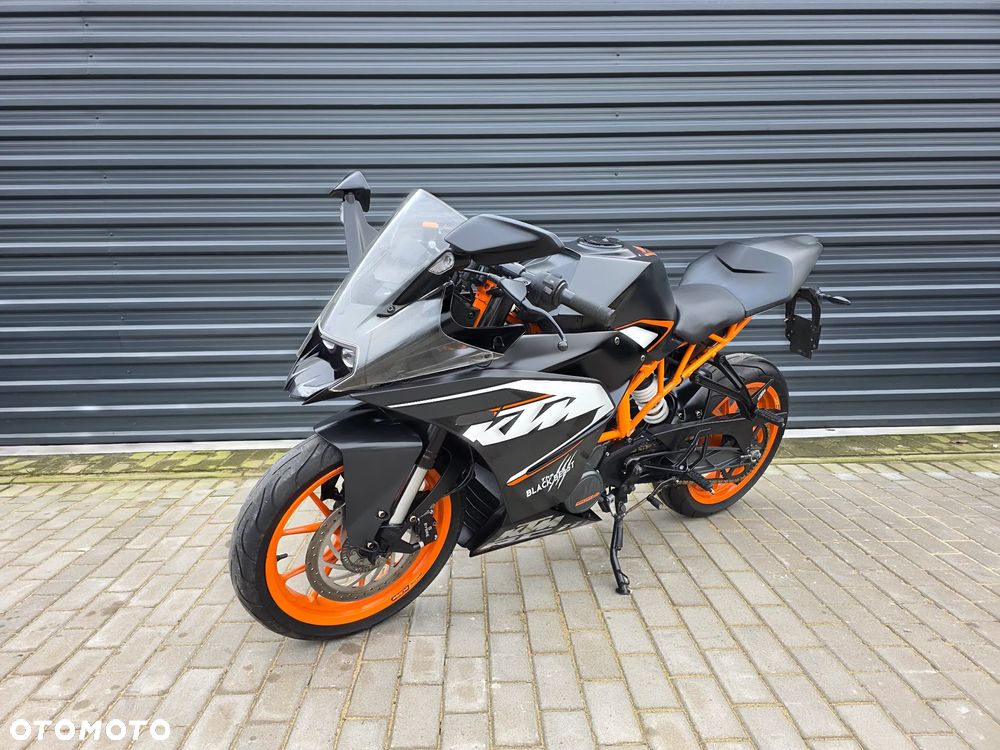 KTM RC 125 - 28