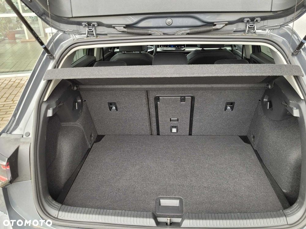 Volkswagen Golf - 14