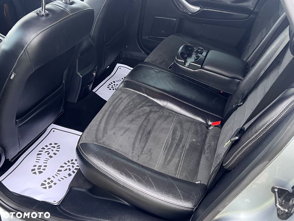 Ford Mondeo 2.0 TDCi Titanium - 26