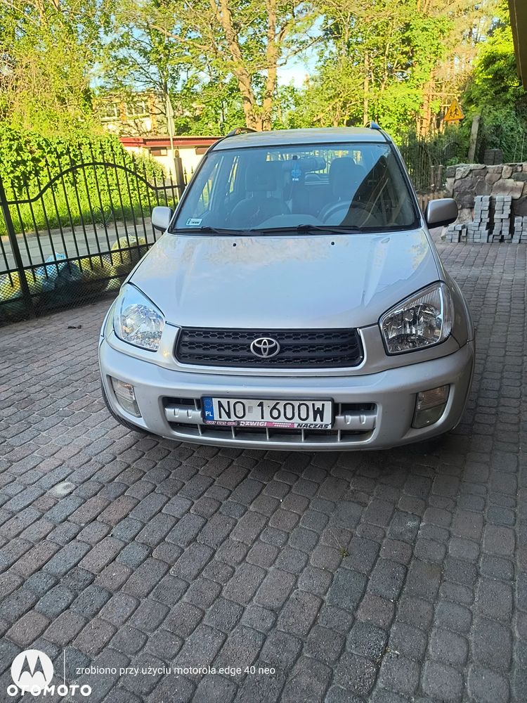 Toyota RAV4 2.0 VVT-i 4x4 - 1