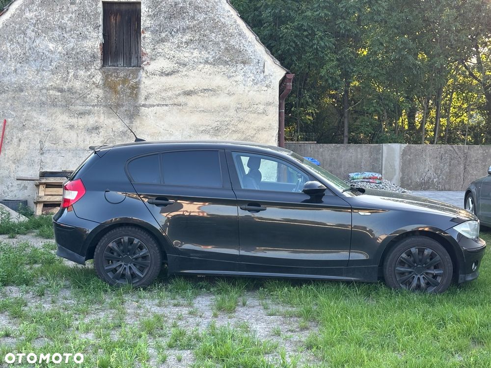 BMW Seria 1 - 22
