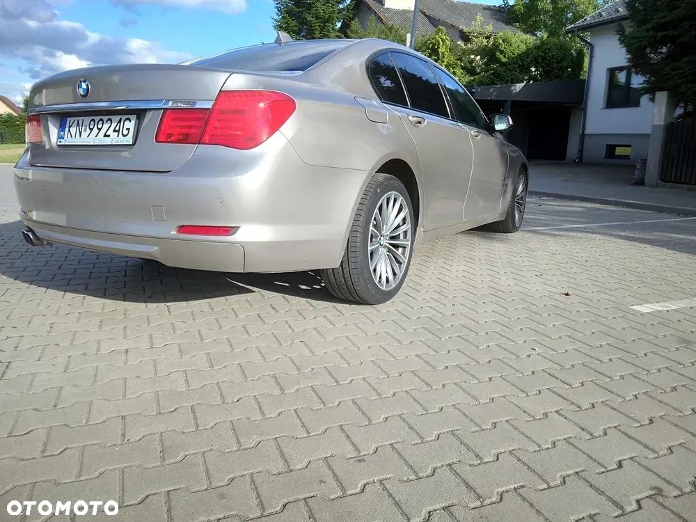 BMW Seria 7 730d Blue Performance - 4