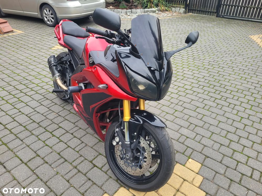 Yamaha FZ - 2