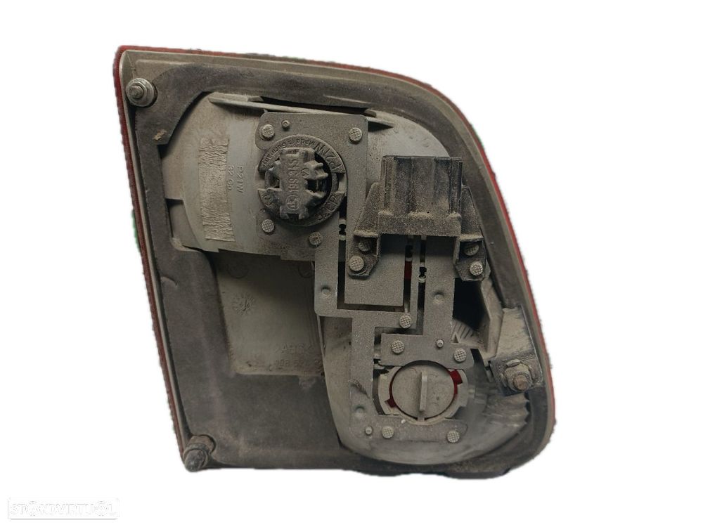 Farolim Mala Dto Mercedes-Benz E-Class (W210) - 2