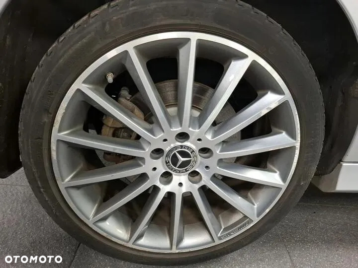 Mercedes-Benz CLA 200 AMG Line 7G-DCT - 9