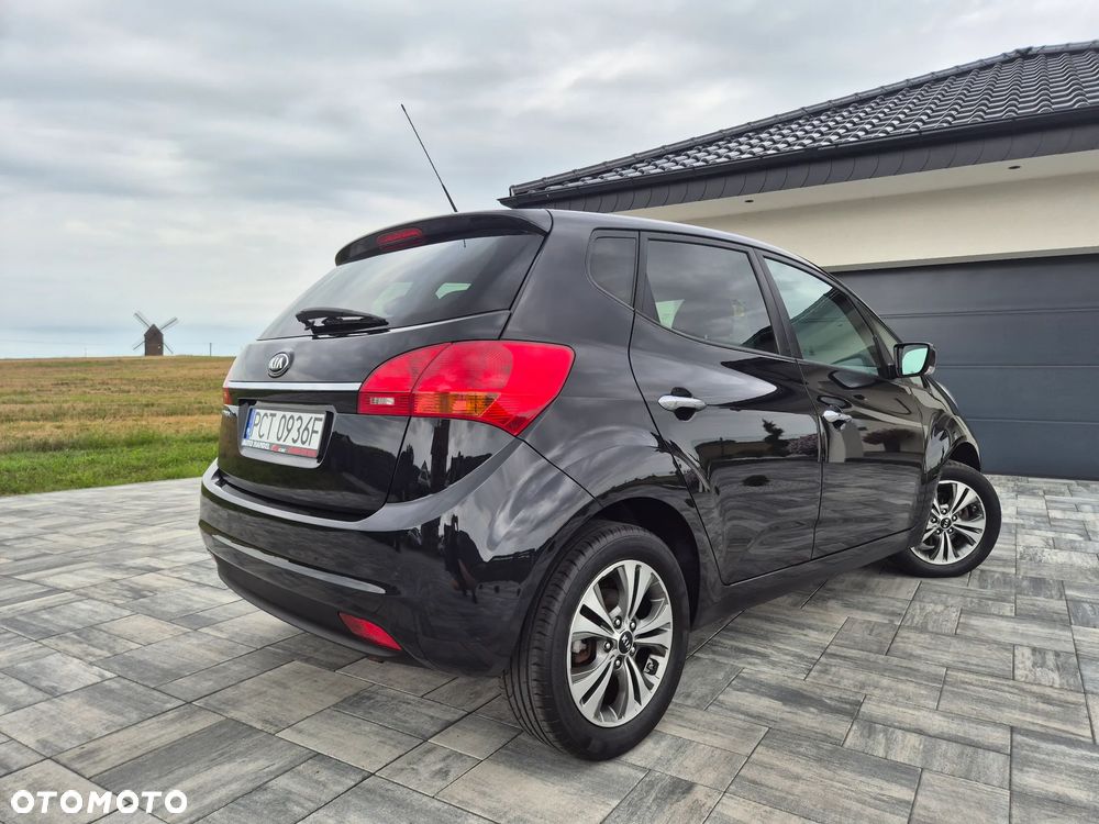 Kia Venga 1.4 CVVT Business Line - 20