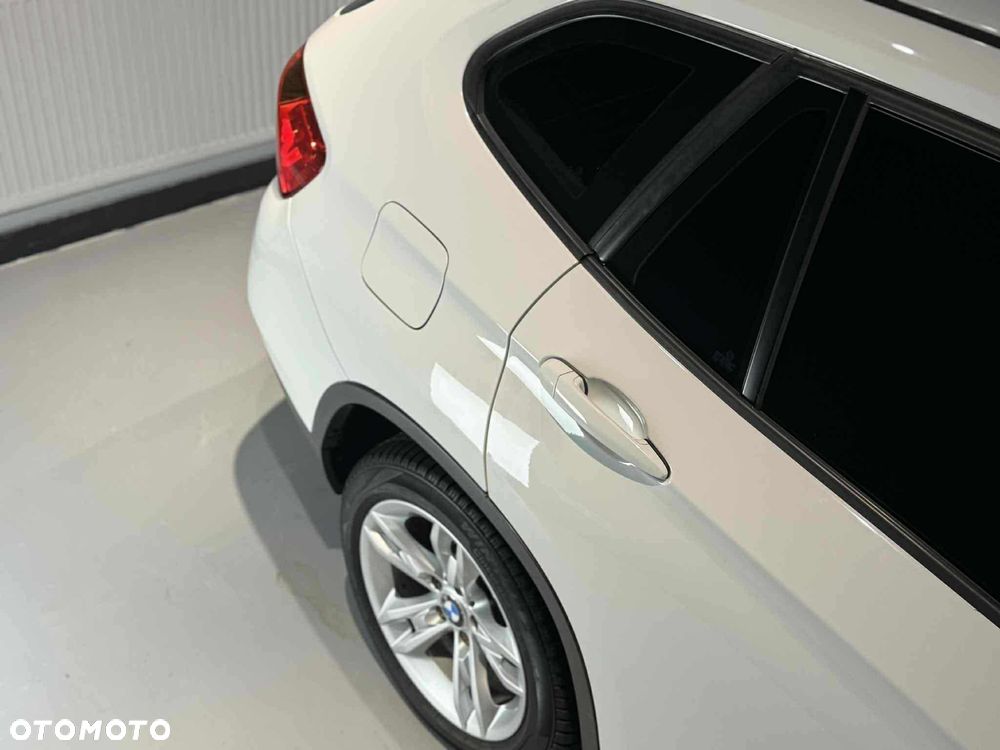 BMW X1 xDrive18d - 22