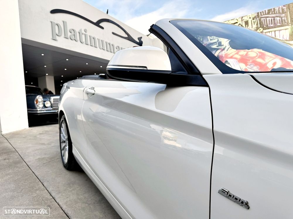 BMW 218 i Cabrio Line Sport Auto - 43
