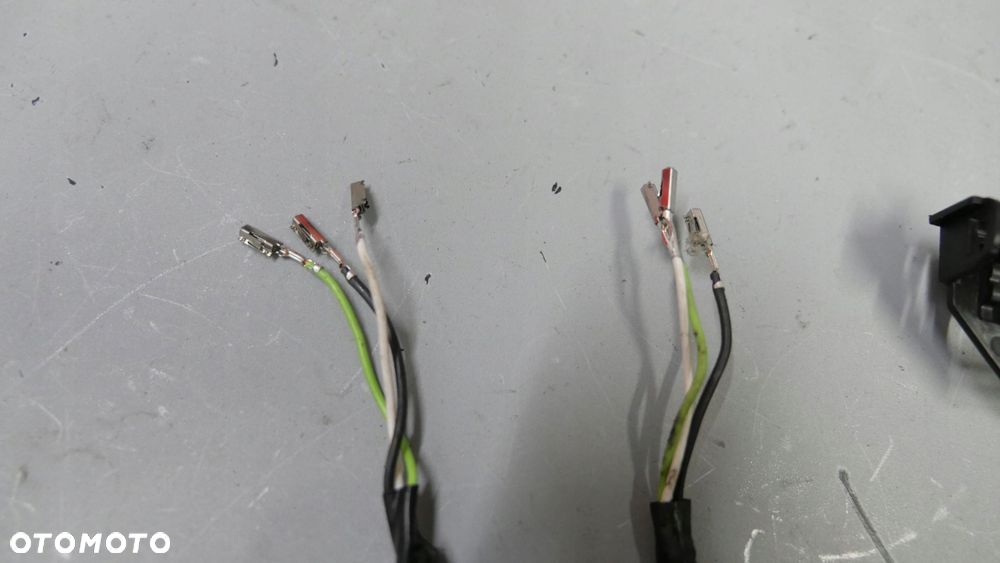 bmw g30 g31 kamera cofania icam2 wiązka klamka mikrostyk 9495742 - 9