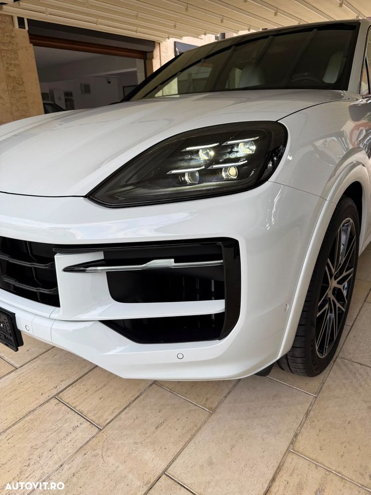 Porsche Cayenne Coupe - 19