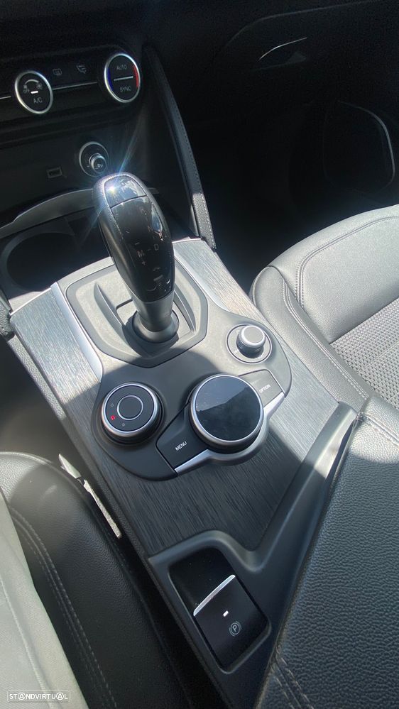 Alfa Romeo Stelvio 2.2 D Super AT8 - 57