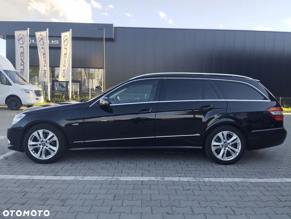 Mercedes-Benz Klasa E 250 CGI BlueEffICIENCY Avantgarde - 13