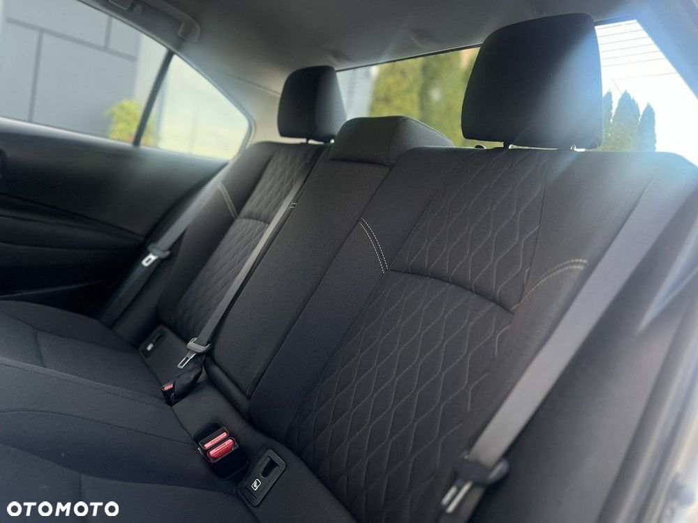 Toyota Corolla 1.6 Comfort - 36