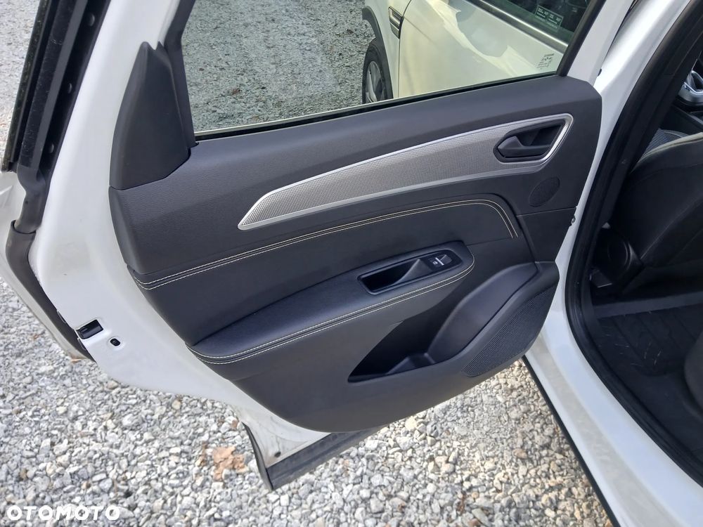 Renault Arkana 1.6 E-TECH Techno MMT - 25