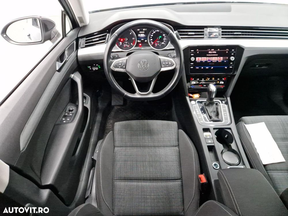 Volkswagen Passat 2.0 TDI DSG Comfortline - 3