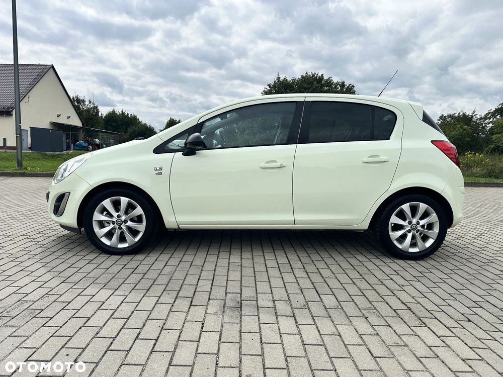 Opel Corsa 1.4 16V 150 Jahre - 6