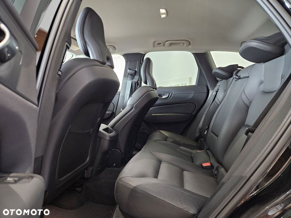 Volvo XC 60 - 18