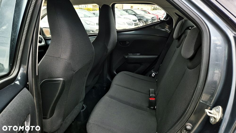 Toyota Aygo x-final - 33