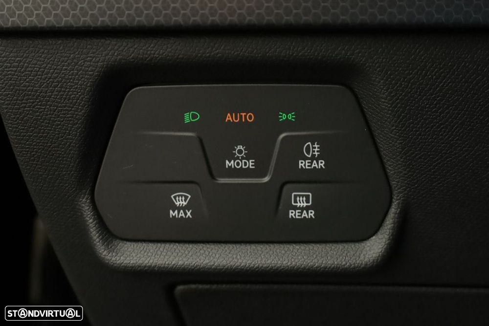 SEAT Leon ST 1.0 eTSI OPF DSG Style - 18