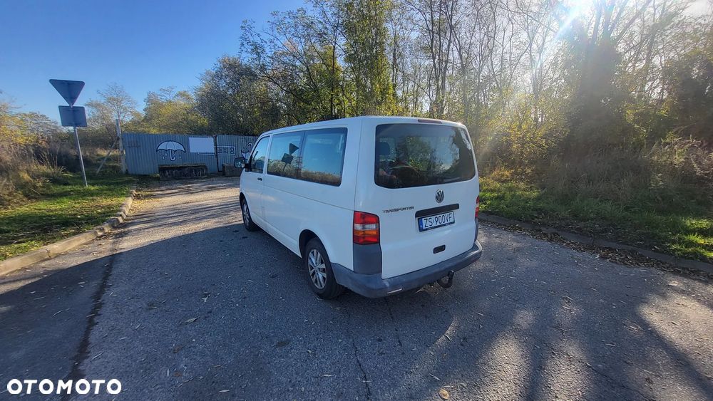 Volkswagen Transporter 2009 photo 5
