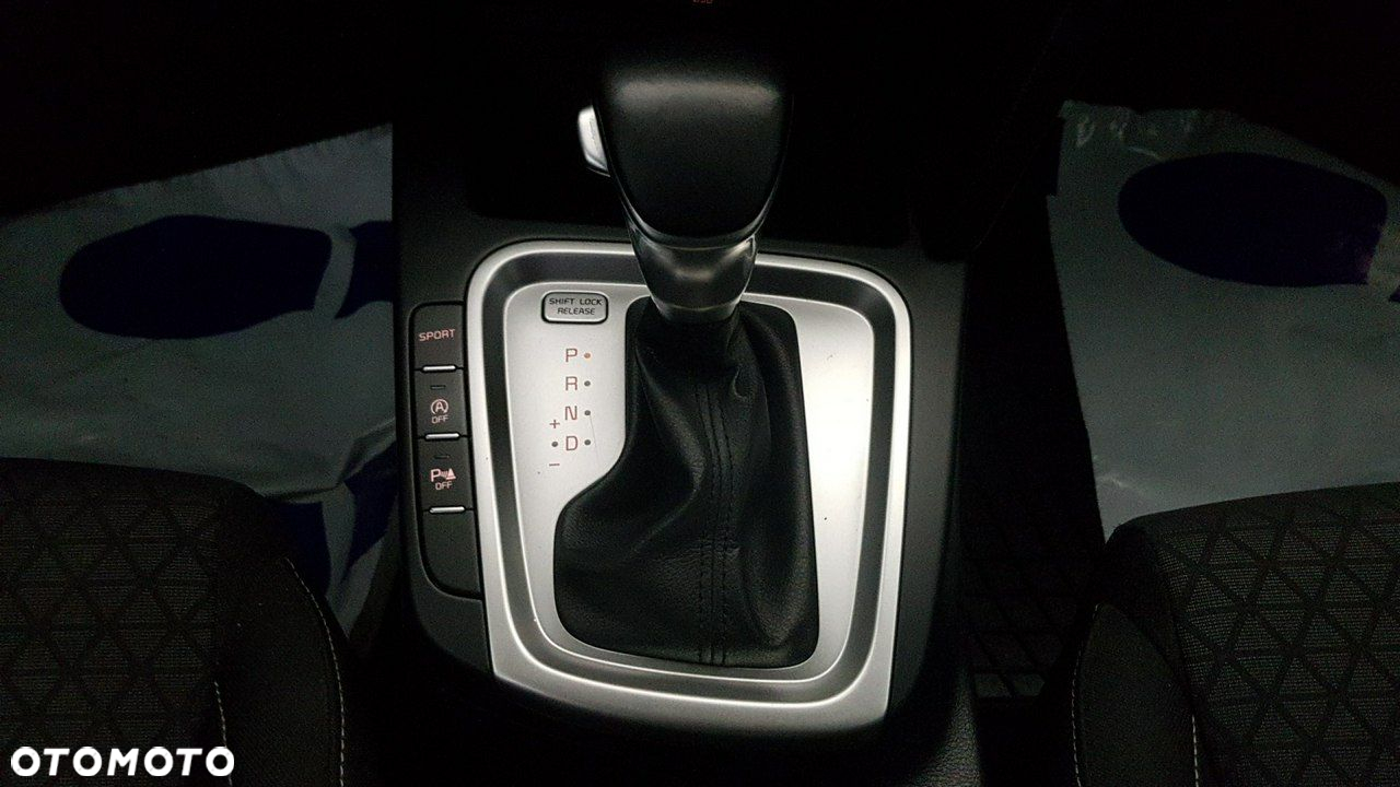 Kia Ceed - 30