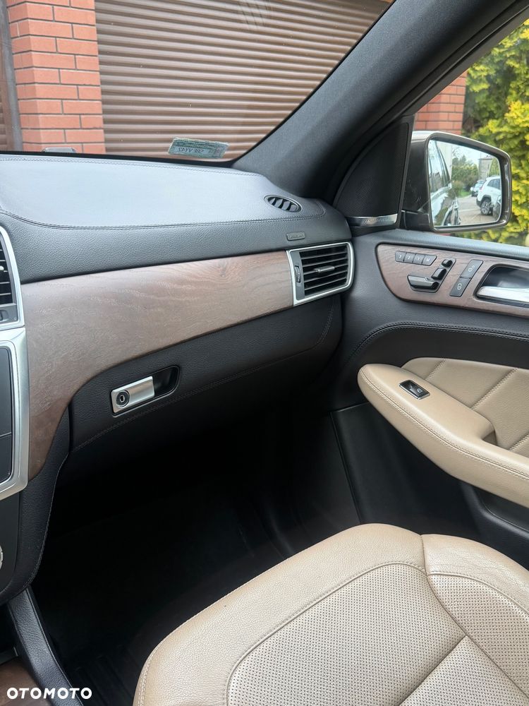 Mercedes-Benz GL 350 BlueTEC 4-Matic - 38