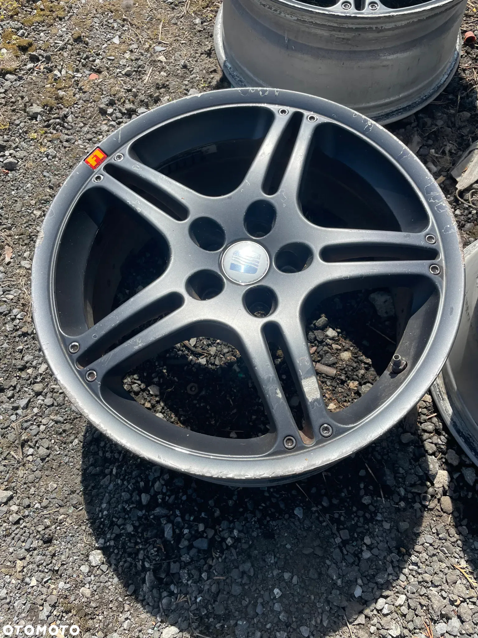FELGI ALUMINIOWE CZARNE SEAT LEON I TOLEDO II 5X100 17' ET35 - 2