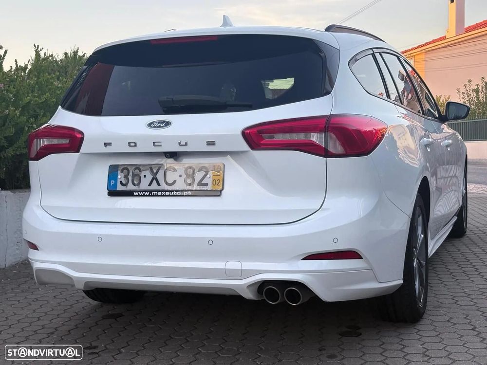 Ford Focus SW 1.0 EcoBoost ST-Line - 21