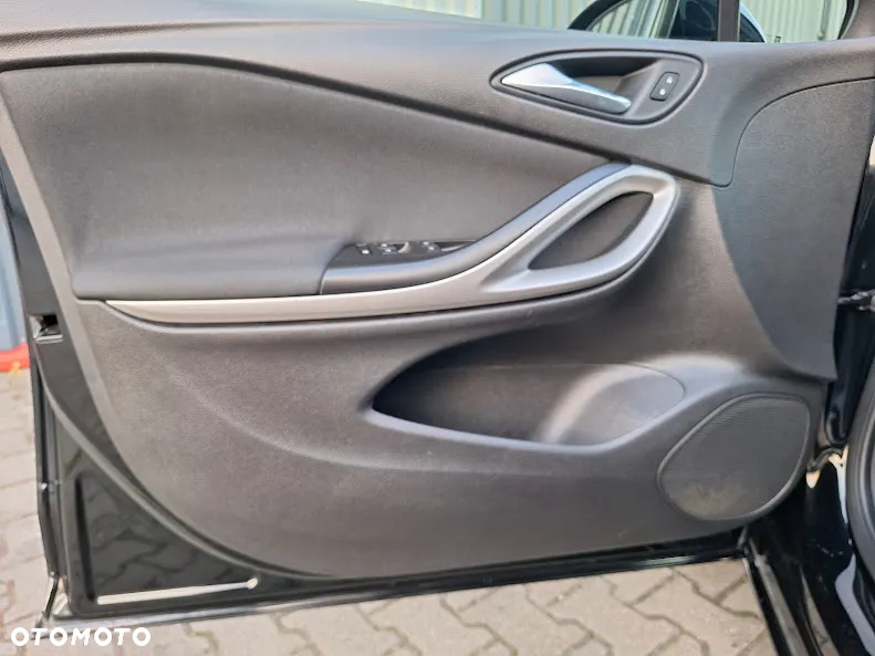 Opel Astra 1.4 Turbo Dynamic - 30