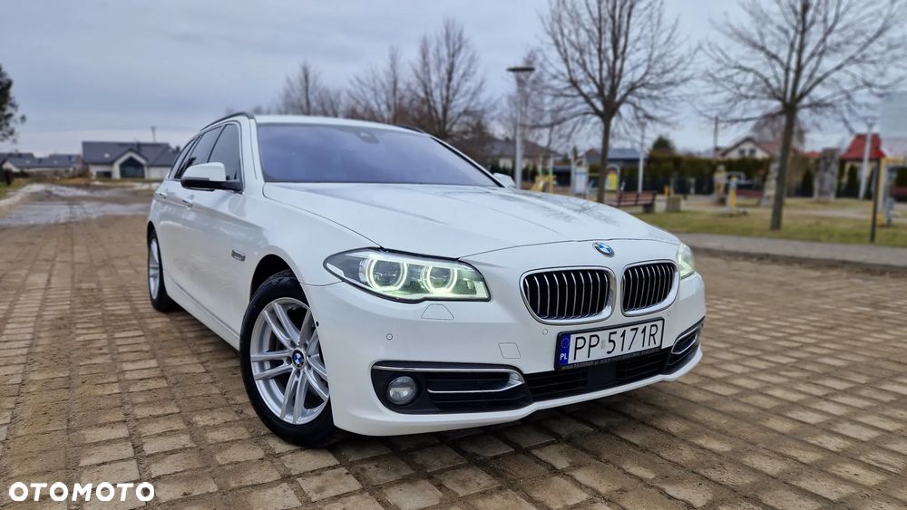 BMW Seria 5 520d xDrive Luxury Line - 2