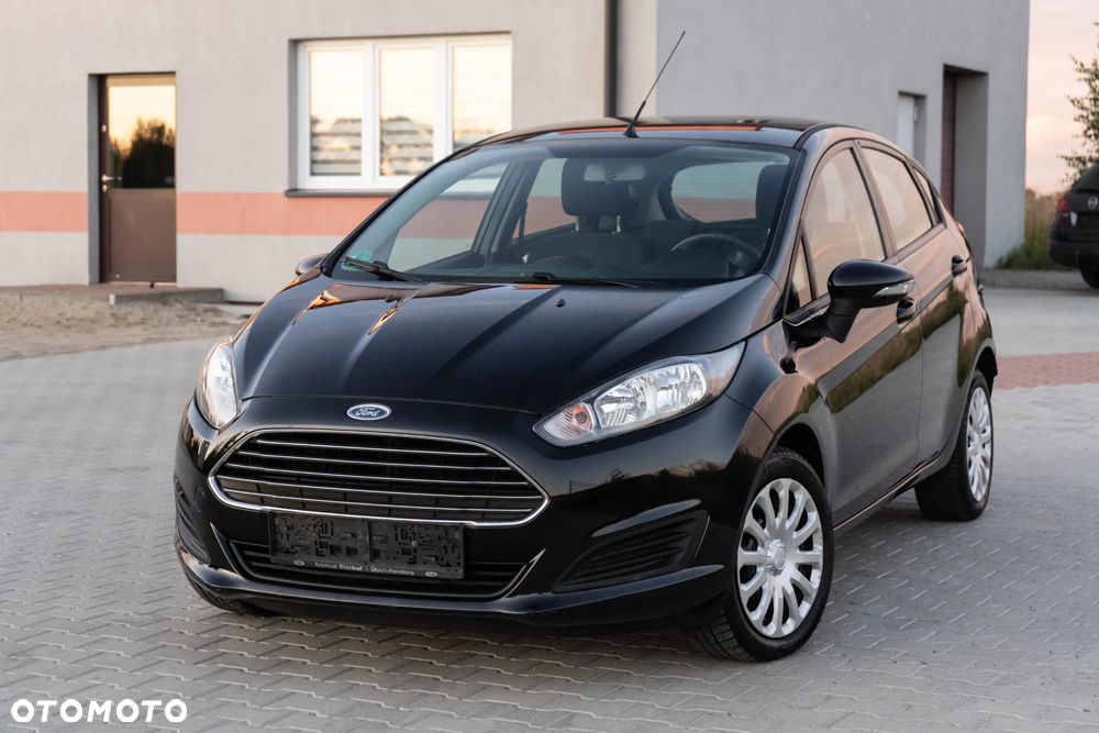 Ford Fiesta 1.25 Celebration - 3