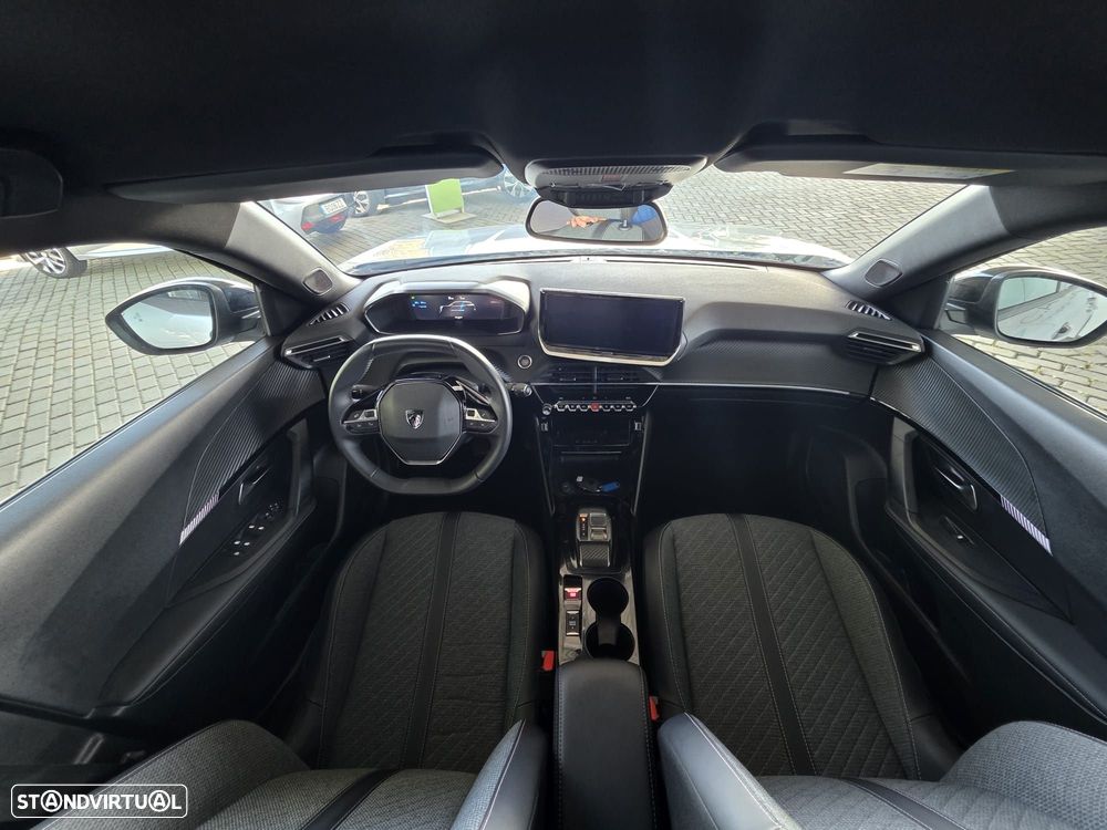 Peugeot e-2008 50 kWh Allure - 10