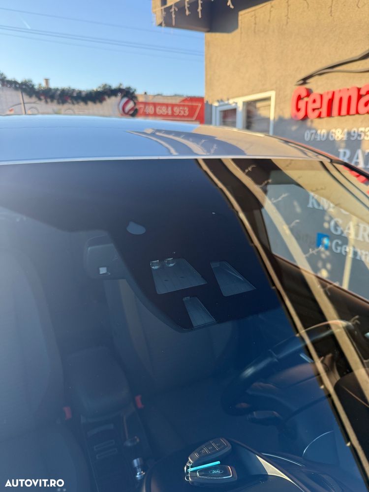 Ford Grand C-Max - 12