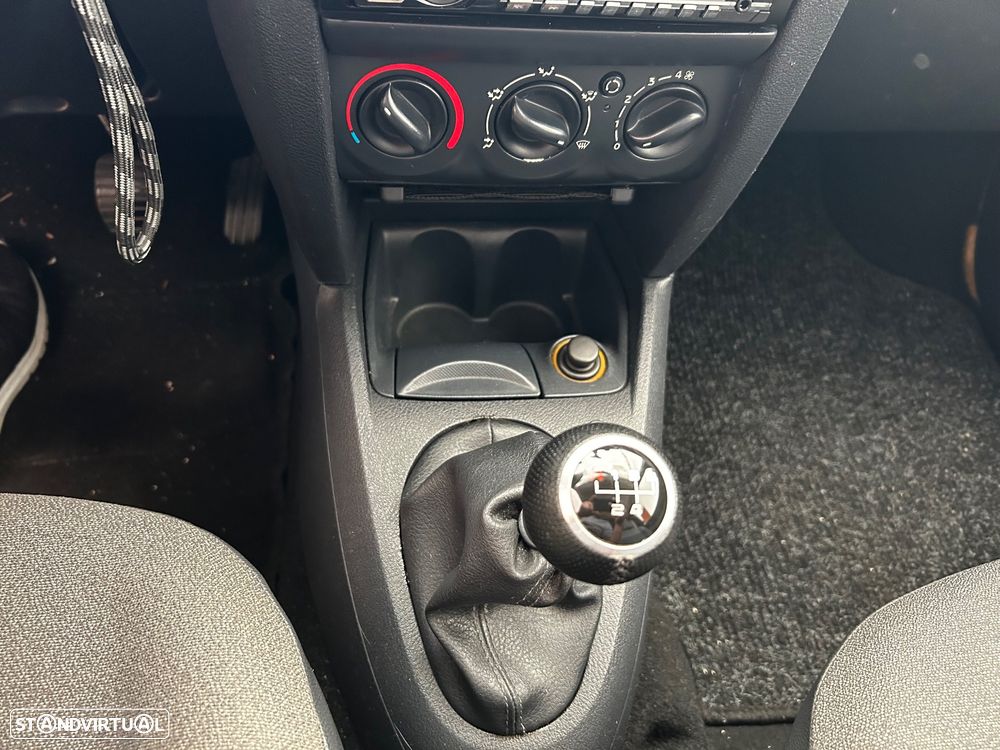 Renault Clio 1.5 dCi Confort Authentique - 12