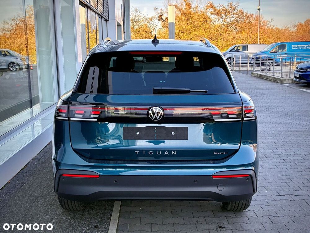 Volkswagen Tiguan - 9
