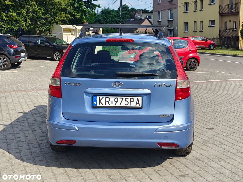 Hyundai i30 1.6 CRDi Classic + - 9