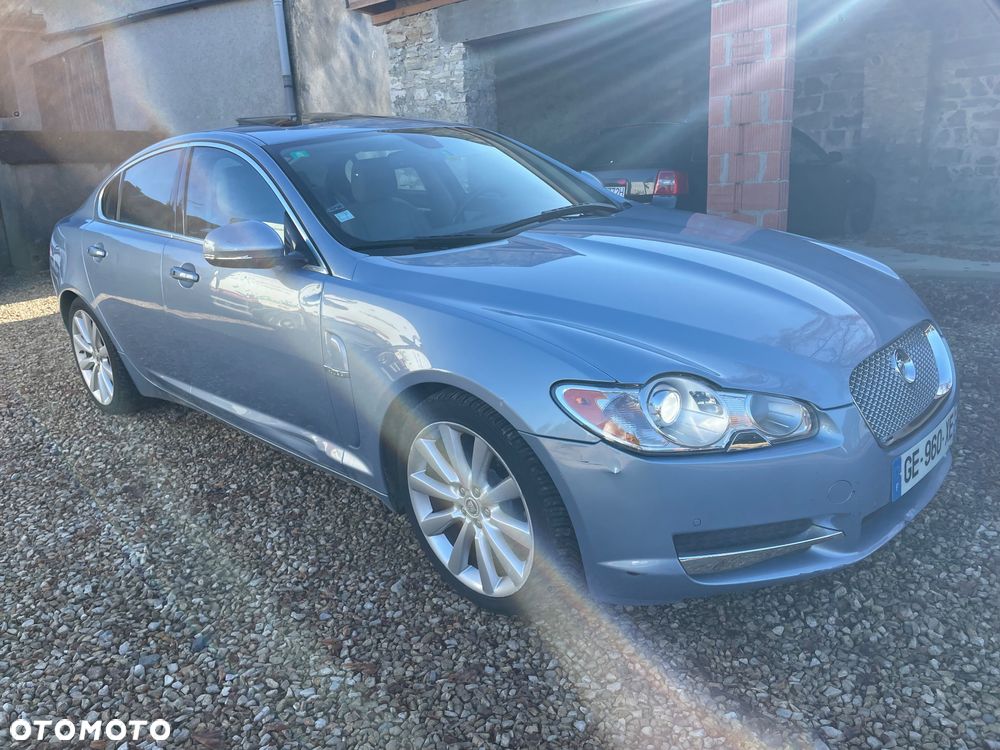 Jaguar XF - 6