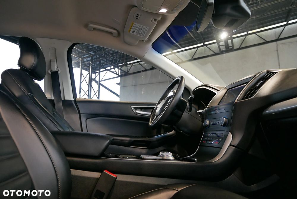 Ford Edge - 28