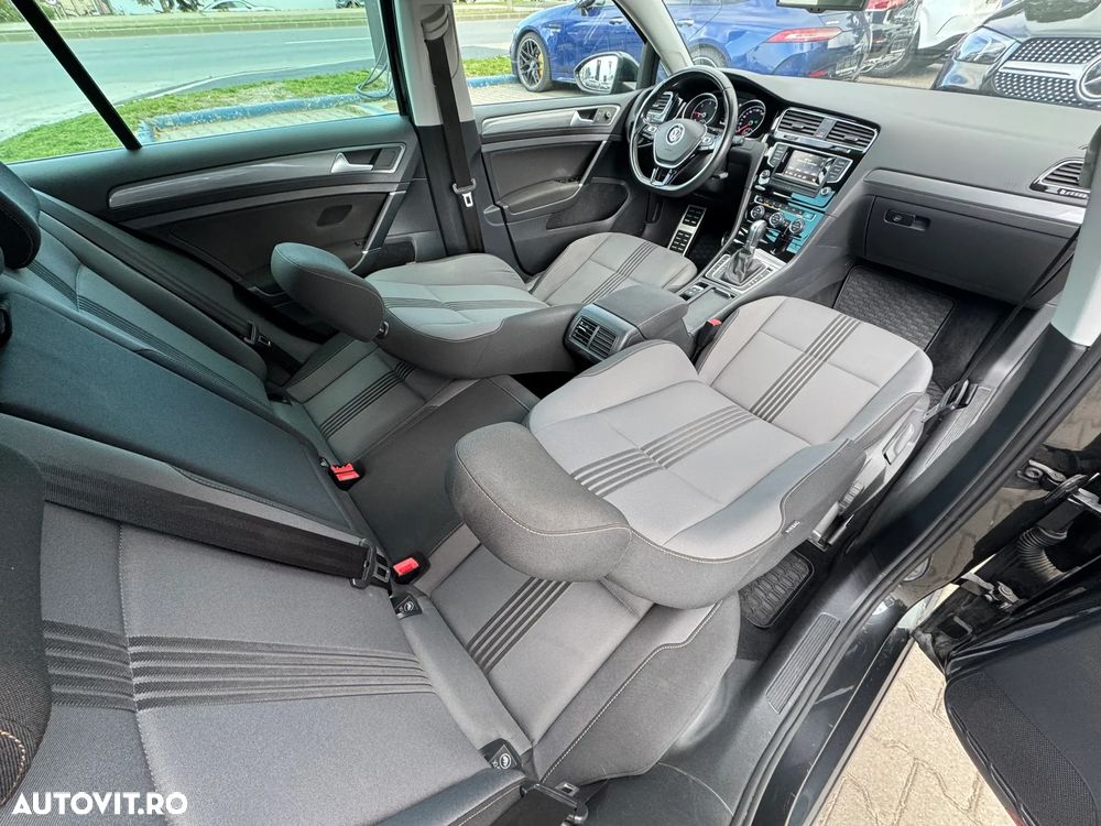 Volkswagen Golf 1.6 TDI BlueMotion Technology DSG Allstar - 9