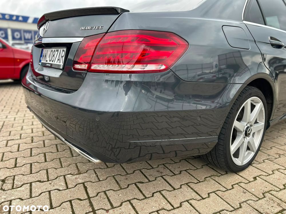 Mercedes-Benz Klasa E 300 CDI BlueEff - 10