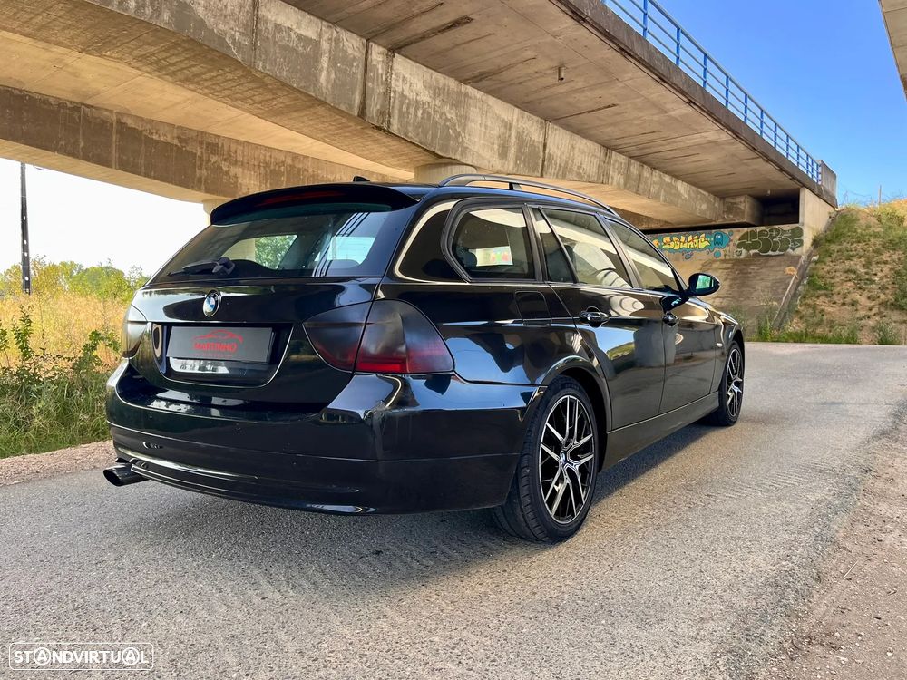 BMW 320 - 4