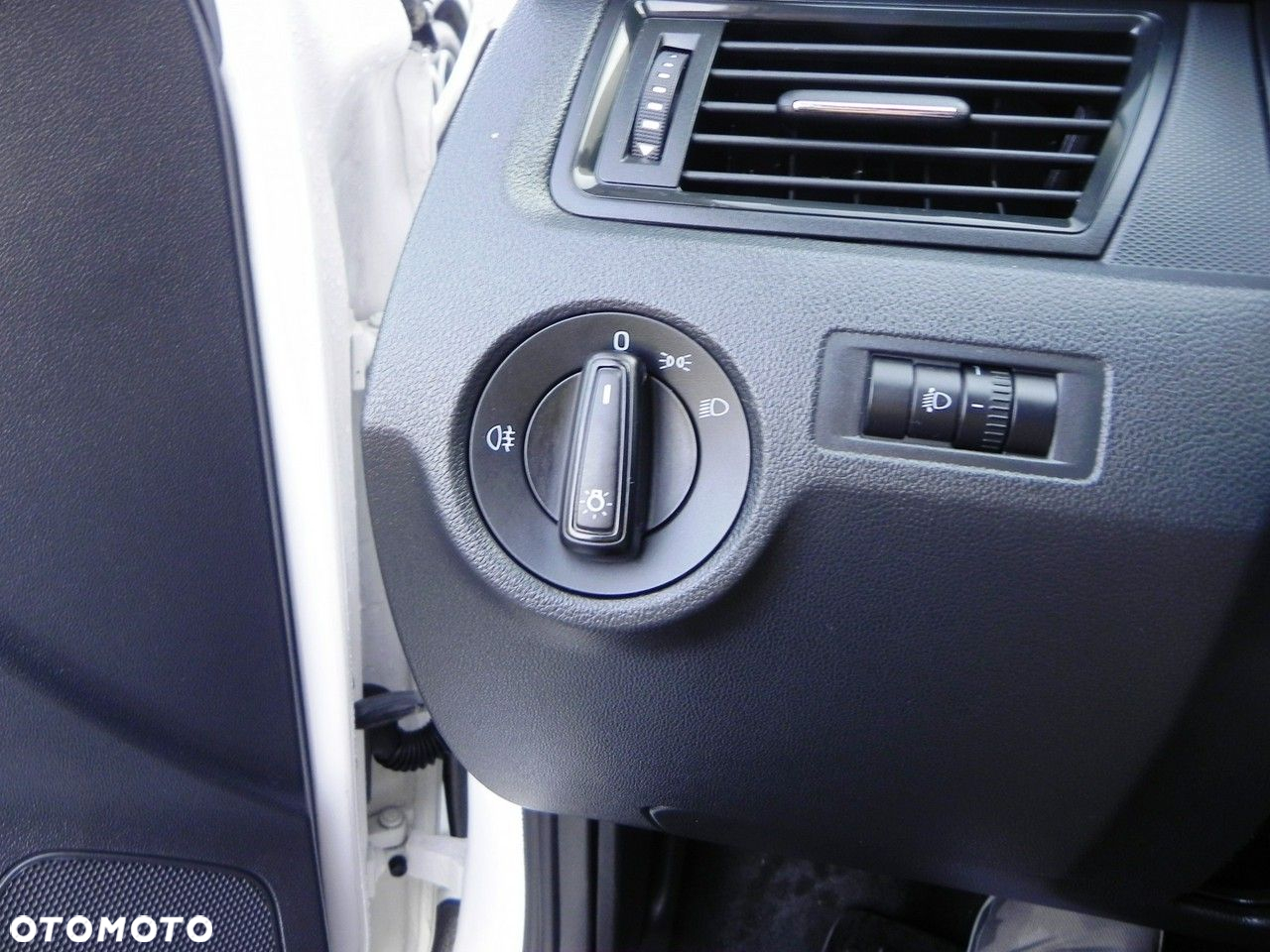 Skoda RAPID - 8