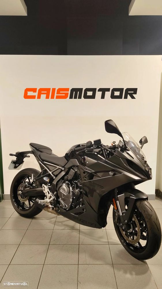 Suzuki GSX-R 800 - 1