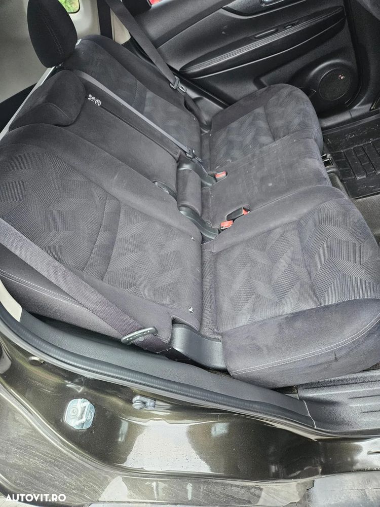 Nissan X-Trail - 9