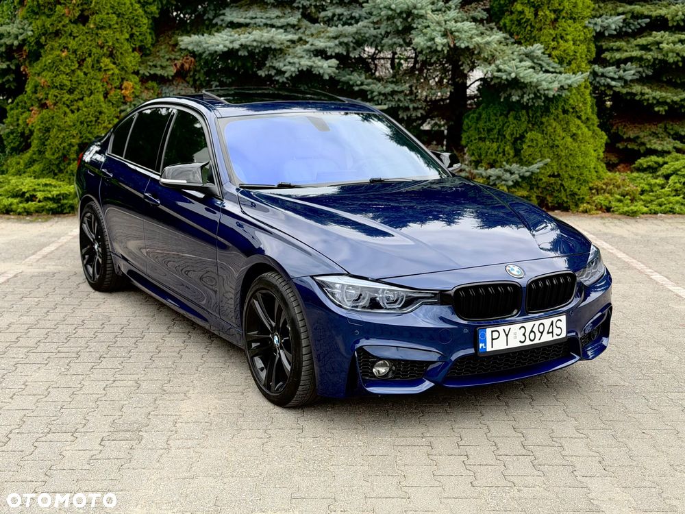 BMW Seria 3 330i - 9