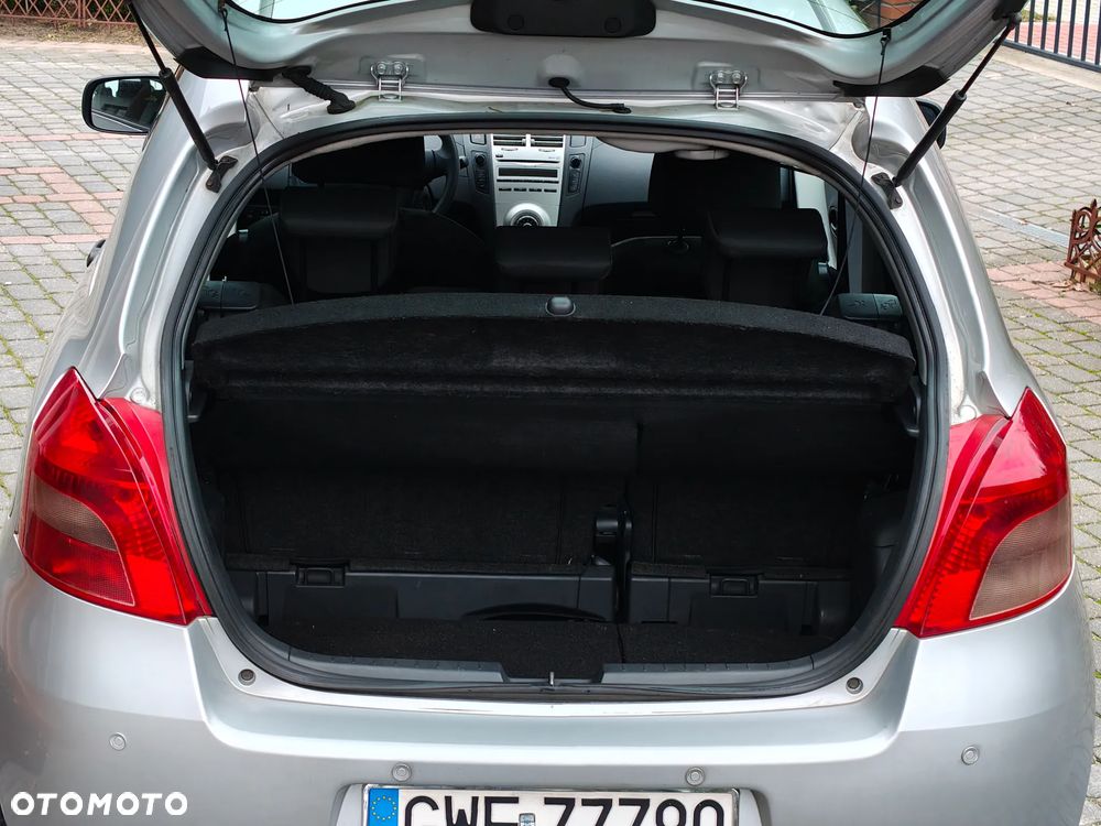 Toyota Yaris 1.3 Luna A/C - 30