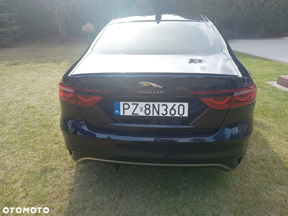 Jaguar XF P250 R-Dynamic SE - 20