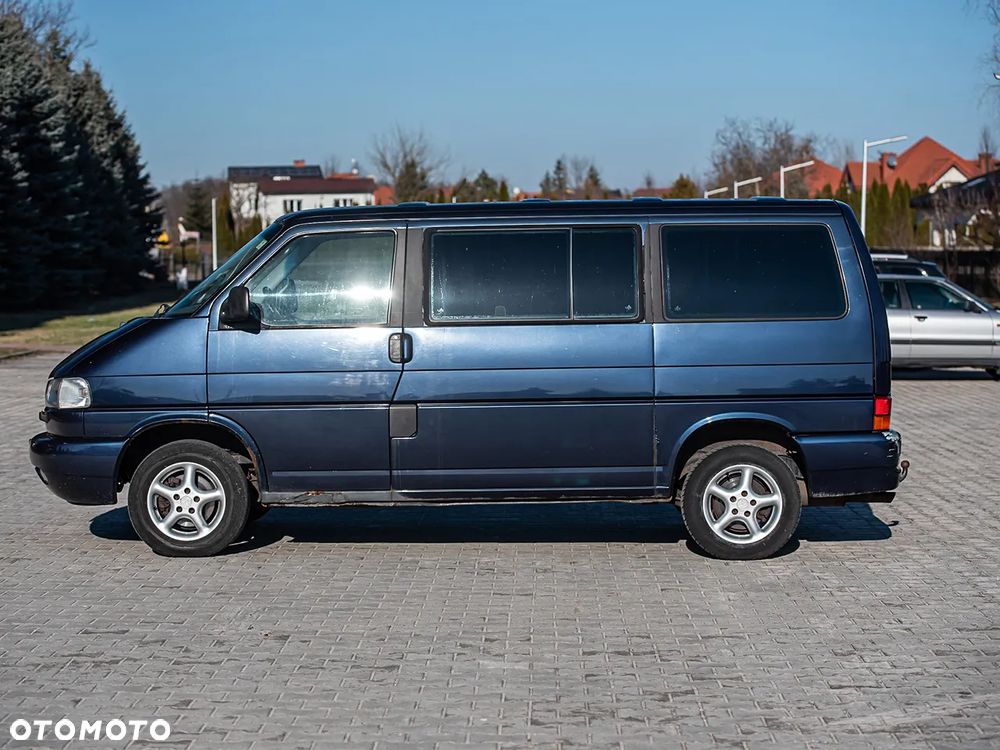 Volkswagen Multivan Standard - 4