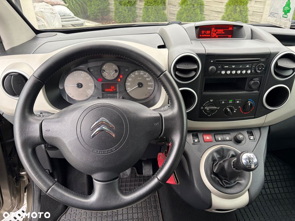 Citroën Berlingo Multispace HDi 115 FAP Selection - 18